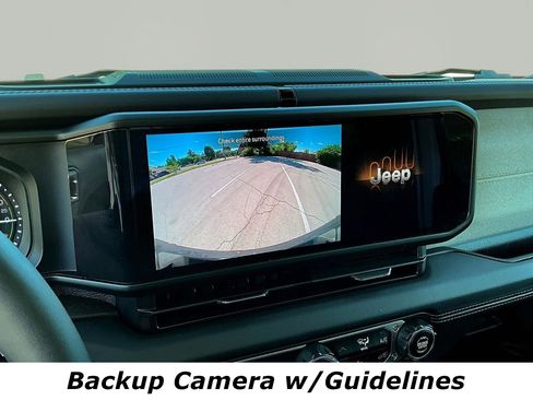 Used 2025 Jeep Wrangler Unlimited Sahara AWD/4WD image 14