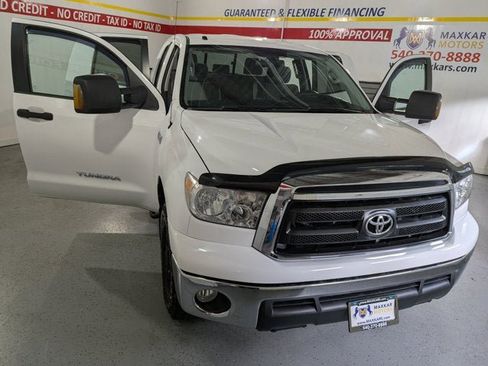 Used 2012 Toyota Tundra 4x4 Double Cab w/ Tow Pkg image 9