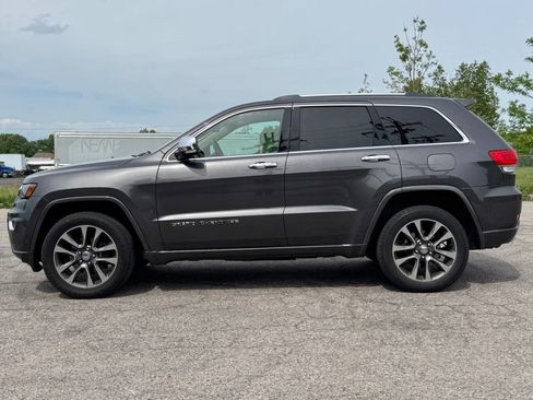 Used 2017 Jeep Grand Cherokee Overland w/ Jeep Active Safety Group AWD/4WD image 2