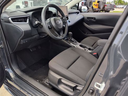 Used 2024 Toyota Corolla LE FWD image 2
