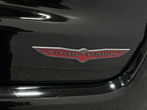 Used 2022 Jeep Compass Trailhawk image 40