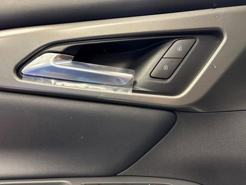 New 2026 Chevrolet Traverse LT FWD image 28