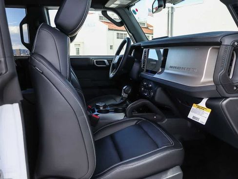 New 2026 Ford Bronco Outer Banks AWD/4WD image 18