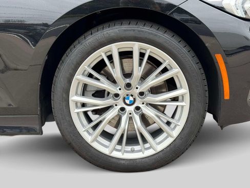 Certified 2023 BMW 330i xDrive Sedan w/ Premium Package AWD/4WD image 8