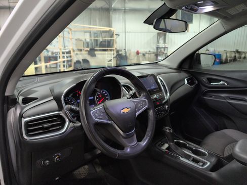 Used 2019 Chevrolet Equinox LT image 7