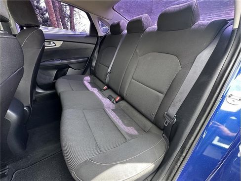 Used 2020 Kia Forte LXS FWD image 19