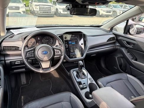 Used 2025 Subaru Crosstrek 2.5i Limited AWD/4WD image 11