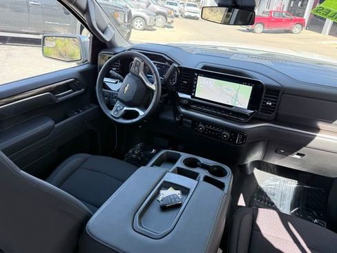 Certified 2026 Chevrolet Silverado 1500 LT AWD/4WD image 31