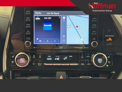 Used 2022 Toyota Highlander Limited AWD/4WD image 38