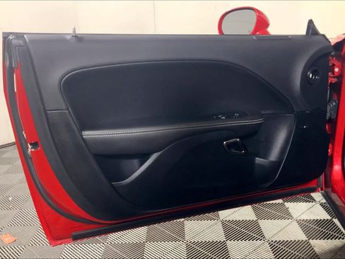 Used 2017 Dodge Challenger SRT Hellcat RWD image 21