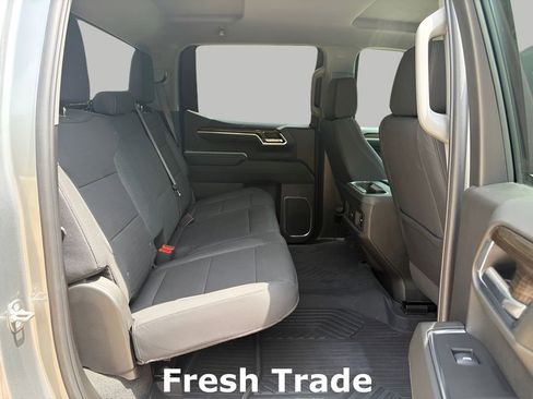 Used 2024 Chevrolet Silverado 1500 RST w/ Z71 Off-Road Package AWD/4WD image 7