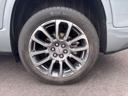 Used 2023 GMC Acadia Denali w/ Denali Ultimate Package image 29