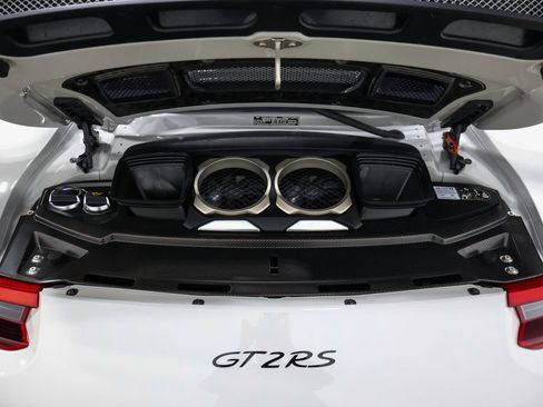 Used 2018 Porsche 911 GT2 RS w/ Weissach Package image 45