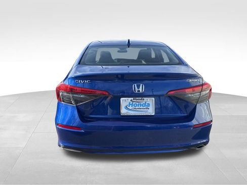 Used 2023 Honda Civic Sport image 7