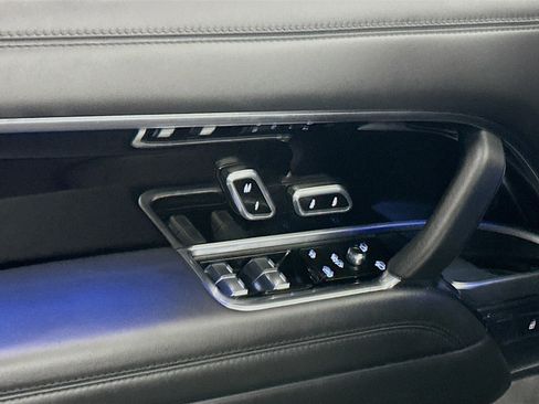 Used 2023 Land Rover Range Rover SE image 15