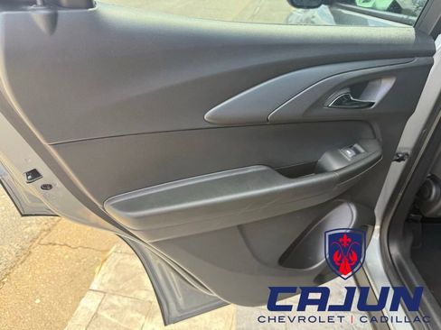 Used 2025 Chevrolet TrailBlazer LT FWD image 18