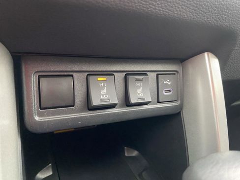 Used 2024 Toyota Corolla Cross AWD Hybrid w/ Convenience Package image 26