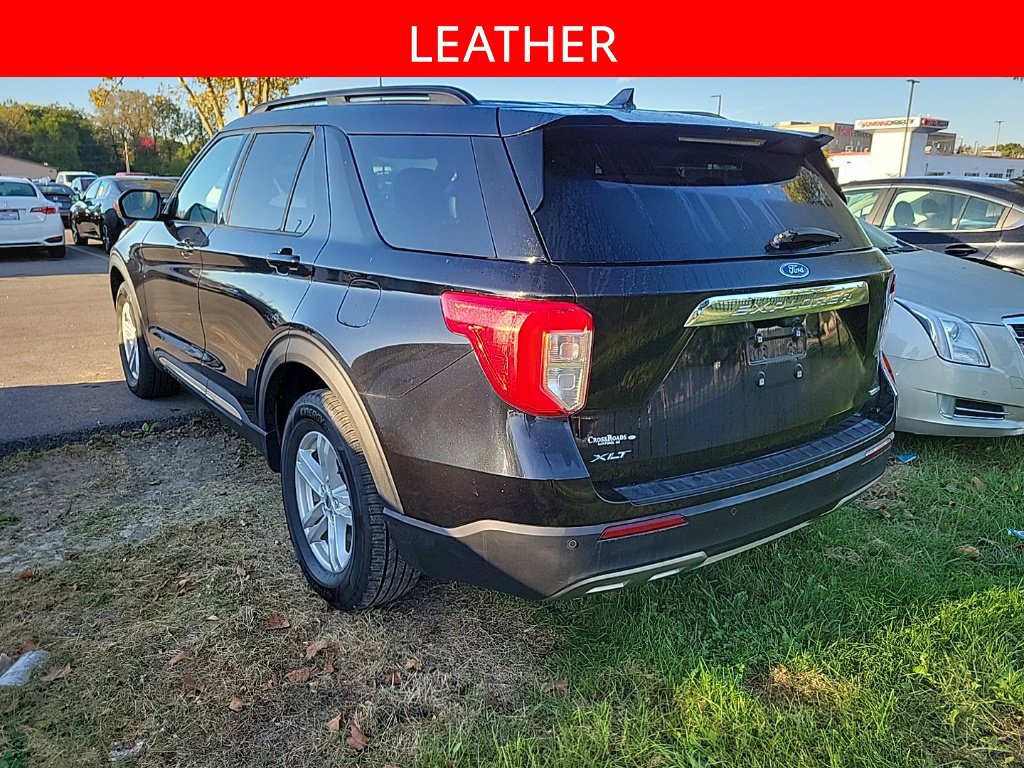 Used 2020 Ford Explorer XLT w/ Equipment Group 202A AWD/4WD image 4