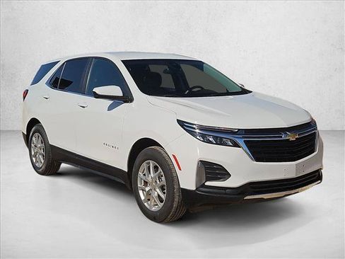 Used 2023 Chevrolet Equinox LT FWD image 3