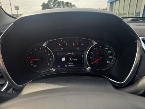Used 2023 Chevrolet Equinox Premier FWD image 14