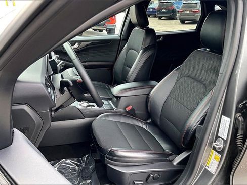 Used 2025 Ford Escape ST-Line Select image 25