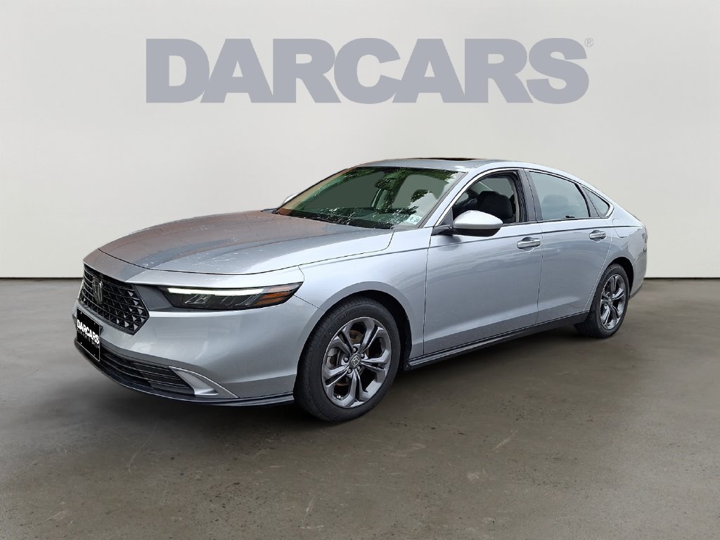 Used 2023 Honda Accord EX image 3