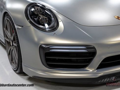Used 2018 Porsche 911 4 Coupe image 14