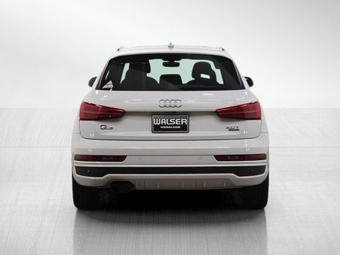 Used 2016 Audi Q3 2.0T Prestige w/ Prestige Package image 5