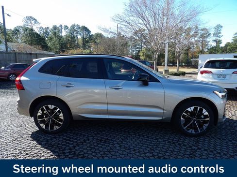 New 2026 Volvo XC60 B5 Plus w/ Protection Package Premier AWD/4WD image 4