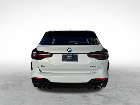 Used 2023 BMW X3 M40i w/ Premium Package image 9