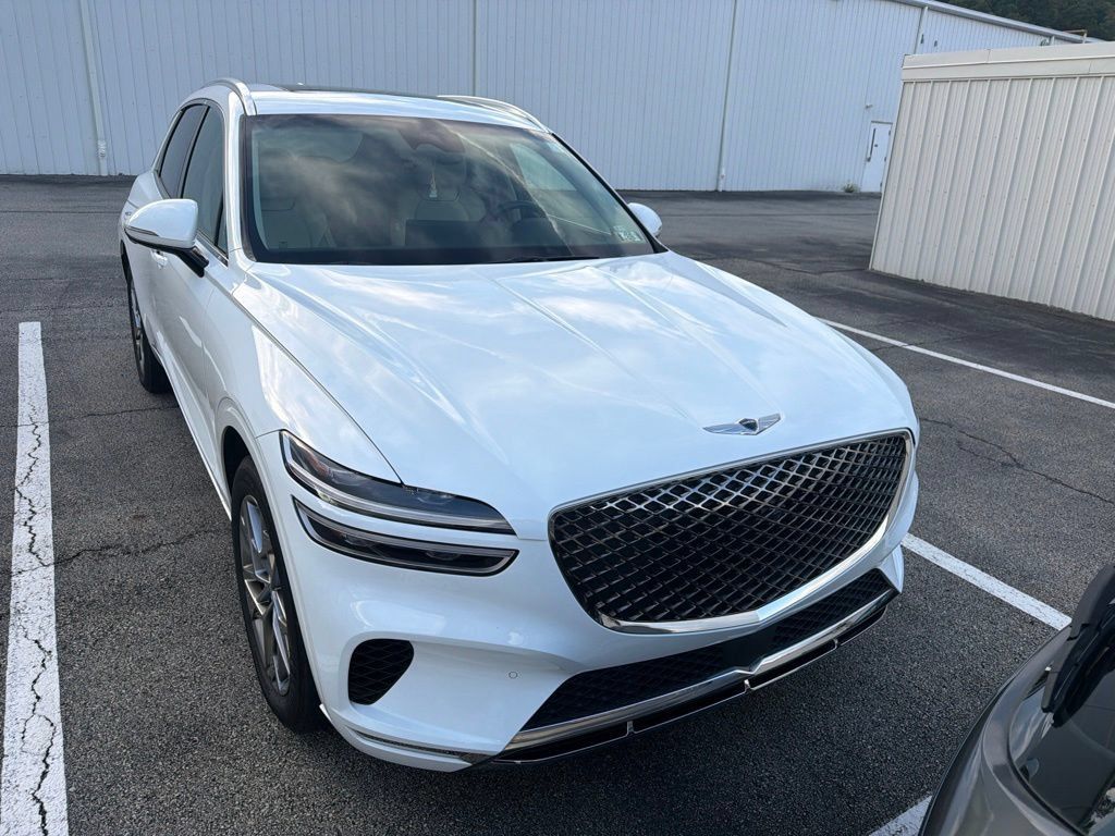Used 2024 Genesis GV70 2.5T w/ Advanced Package AWD/4WD image 7