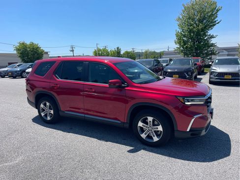 Used 2023 Honda Pilot EX-L image 8