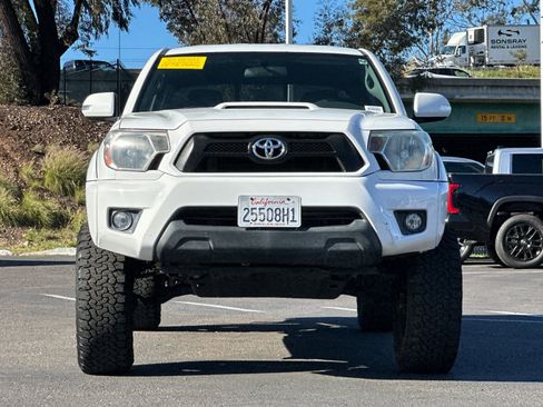 Used 2015 Toyota Tacoma PreRunner w/ TRD Sport Package image 7