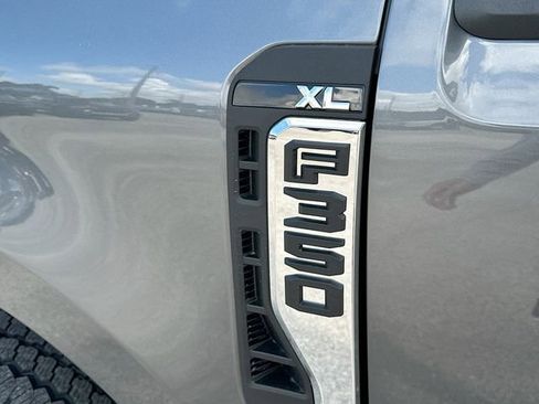 New 2026 Ford F350 XL w/ FX4 Off-Road Package image 17