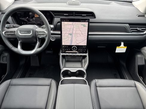 New 2026 GMC Terrain Denali w/ LPO, Floor Liner Package image 28