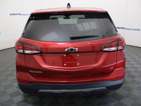 Used 2024 Chevrolet Equinox LT w/ LPO, Floor Liner Package FWD image 8
