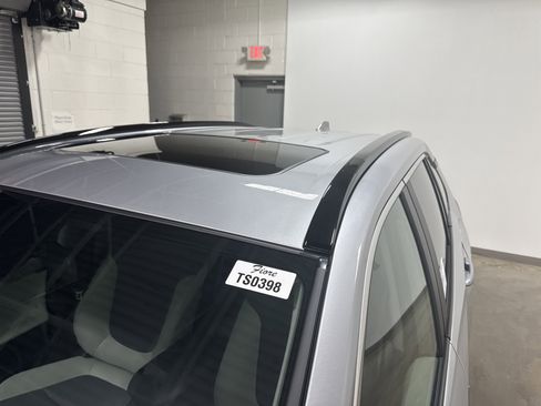 New 2025 Toyota RAV4 XLE image 11