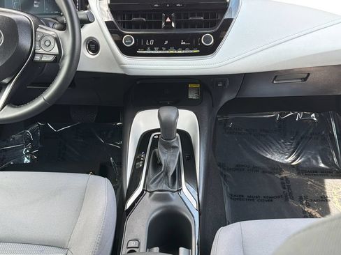Used 2025 Toyota Corolla SE w/ SE Premium Package FWD image 16