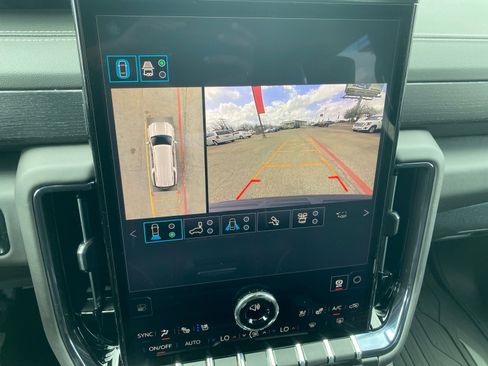 New 2026 GMC Yukon XL AT4 Ultimate image 15