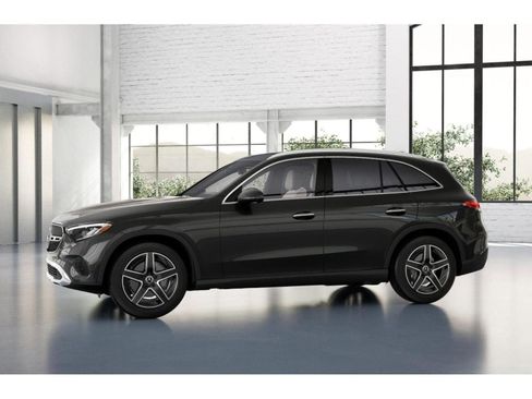 New 2026 Mercedes-Benz GLC 300 image 36