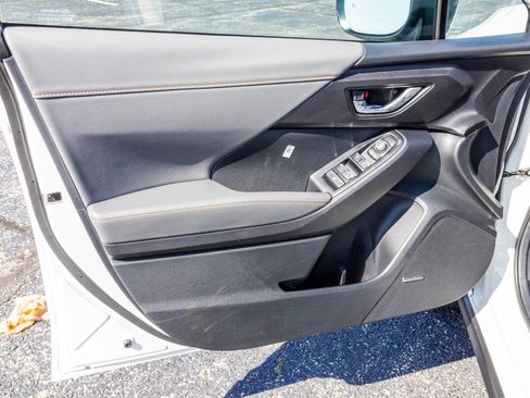 New 2025 Subaru Crosstrek 2.5i Limited w/ Popular Package #3A image 22