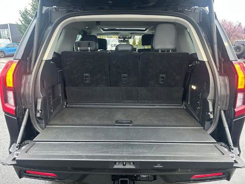 Certified 2025 Ford Expedition Active image 34