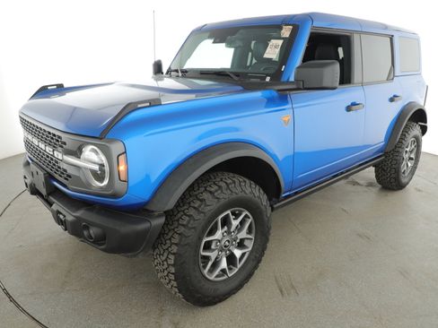 Used 2025 Ford Bronco Badlands image 20