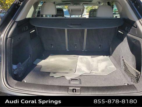 Used 2019 Audi Q5 2.0T Premium w/ Convenience Package image 18