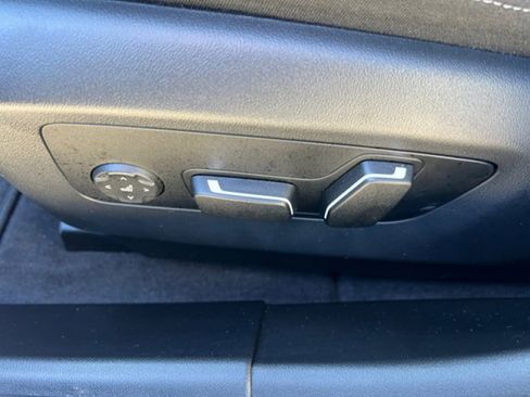 Used 2024 BMW i5 eDrive40i w/ M Sport Package image 12