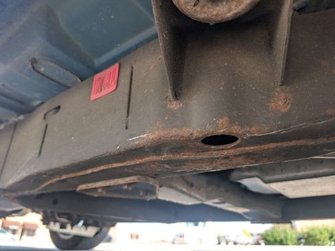 Used 2004 Chevrolet Blazer LS w/ Preferred Equipment Group image 11