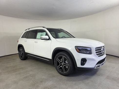 New 2026 Mercedes-Benz GLB 250 image 1