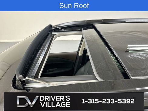 Used 2023 Nissan Rogue SV w/ SV Premium B Package image 19