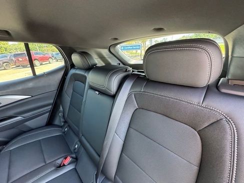 New 2025 Chevrolet Equinox EV LT w/ Convenience Package II FWD image 19