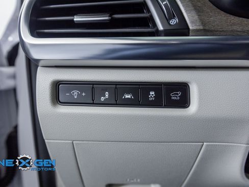 Used 2022 Kia Telluride EX w/ EX Premium Package image 13